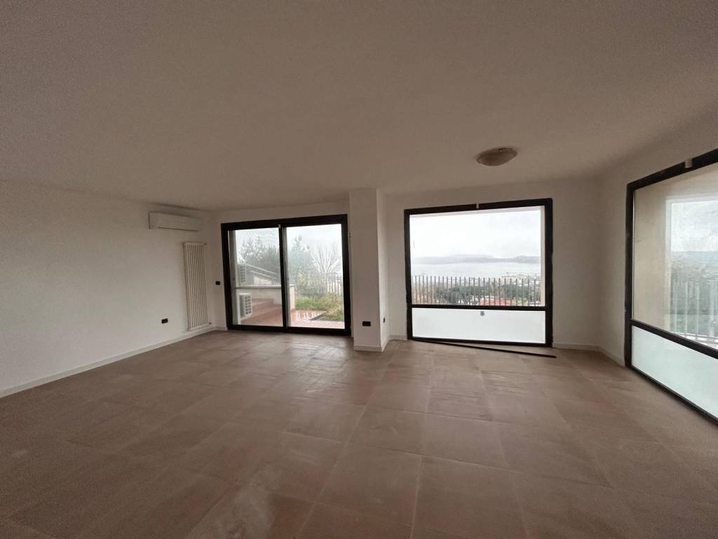 Villa a Pozzuoli in Via Solfatara - Foto 4