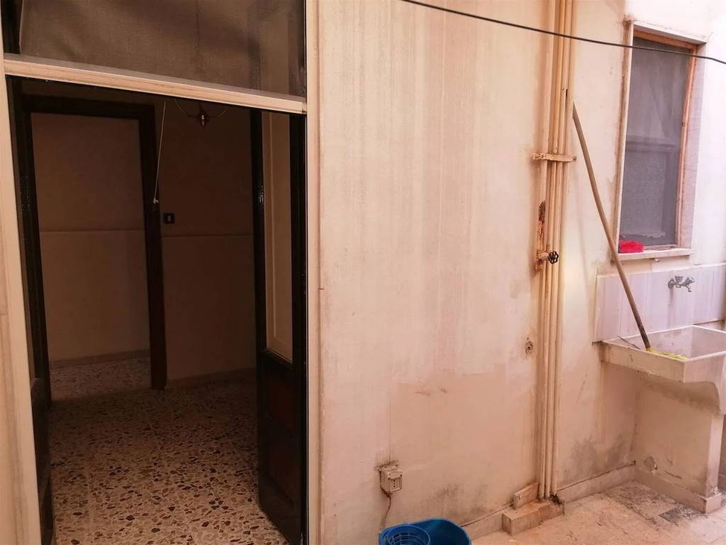 Appartamento a Augusta in Via Orso Mario Corbino, 73 - Foto 2