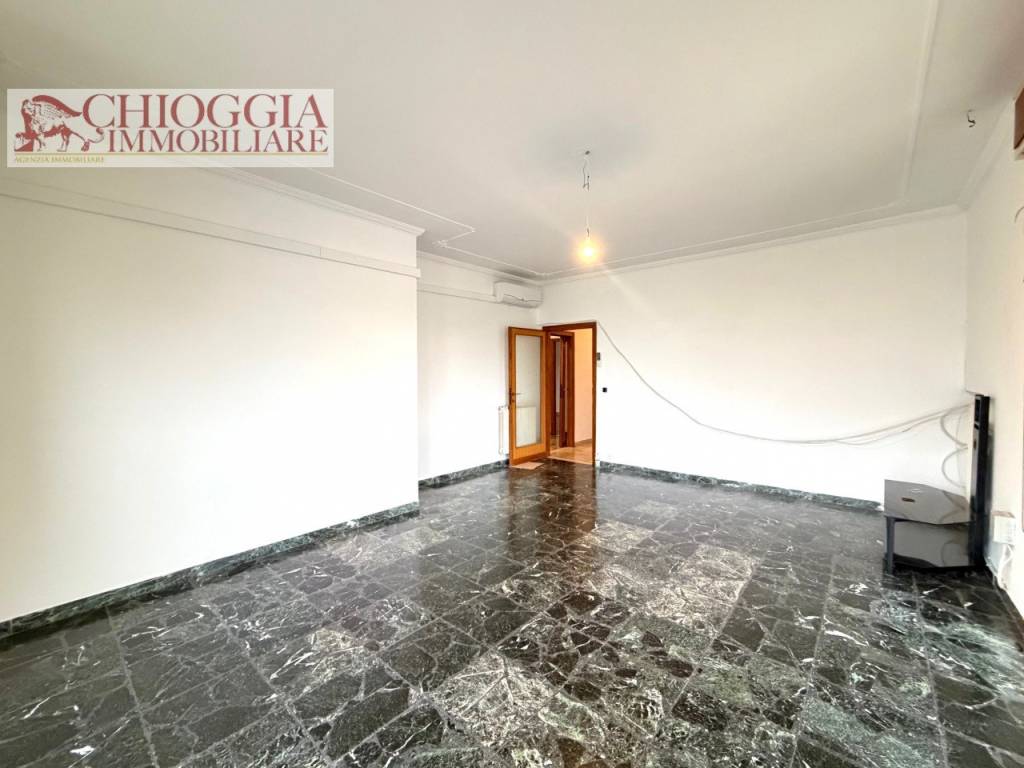 Appartamento a Chioggia in Viale Cristoforo Colombo - Foto 3