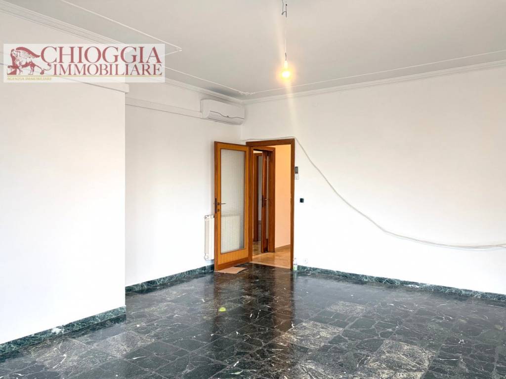 Appartamento a Chioggia in Viale Cristoforo Colombo - Foto 4