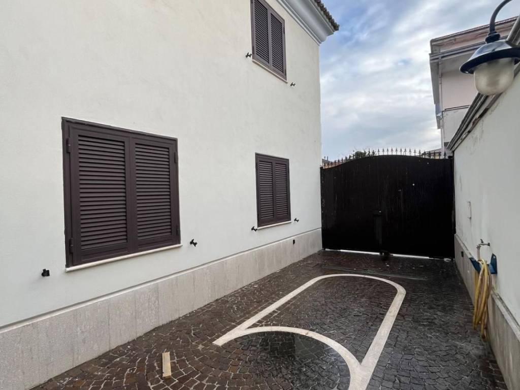 Villa a San cipriano d'aversa in Vico 4 Acquaro - Foto 5