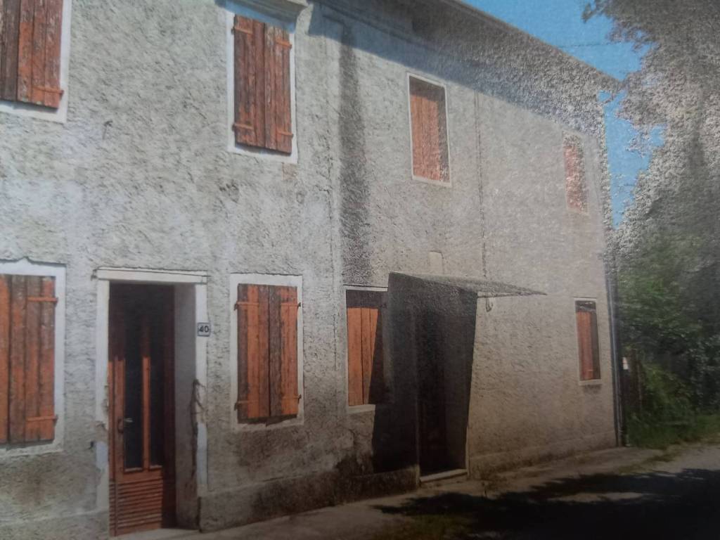 Rustico / casale a Azzano decimo in Via Guglielmo Marconi, 36 - Foto 2