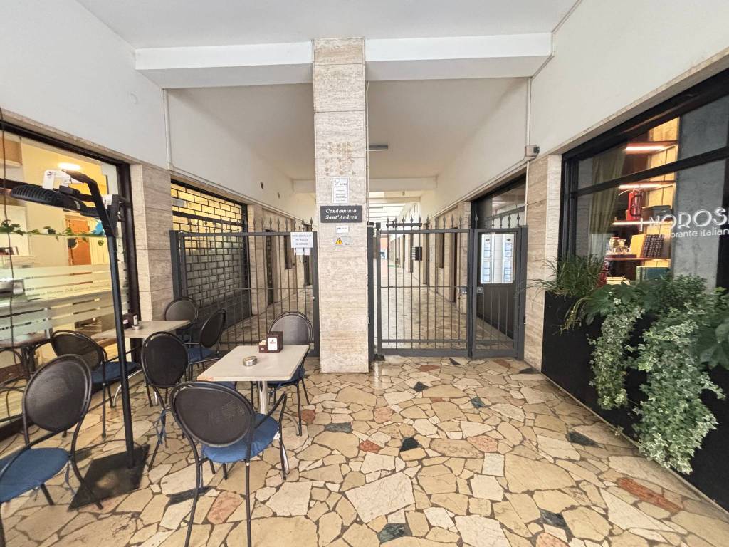 Appartamento a Verona in Via Guglielmo Marconi - Foto 4
