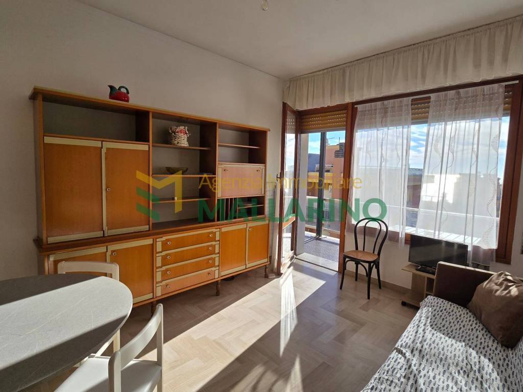 Appartamento a Finale ligure in Via Generale Enrico Caviglia, 9 - Foto 2