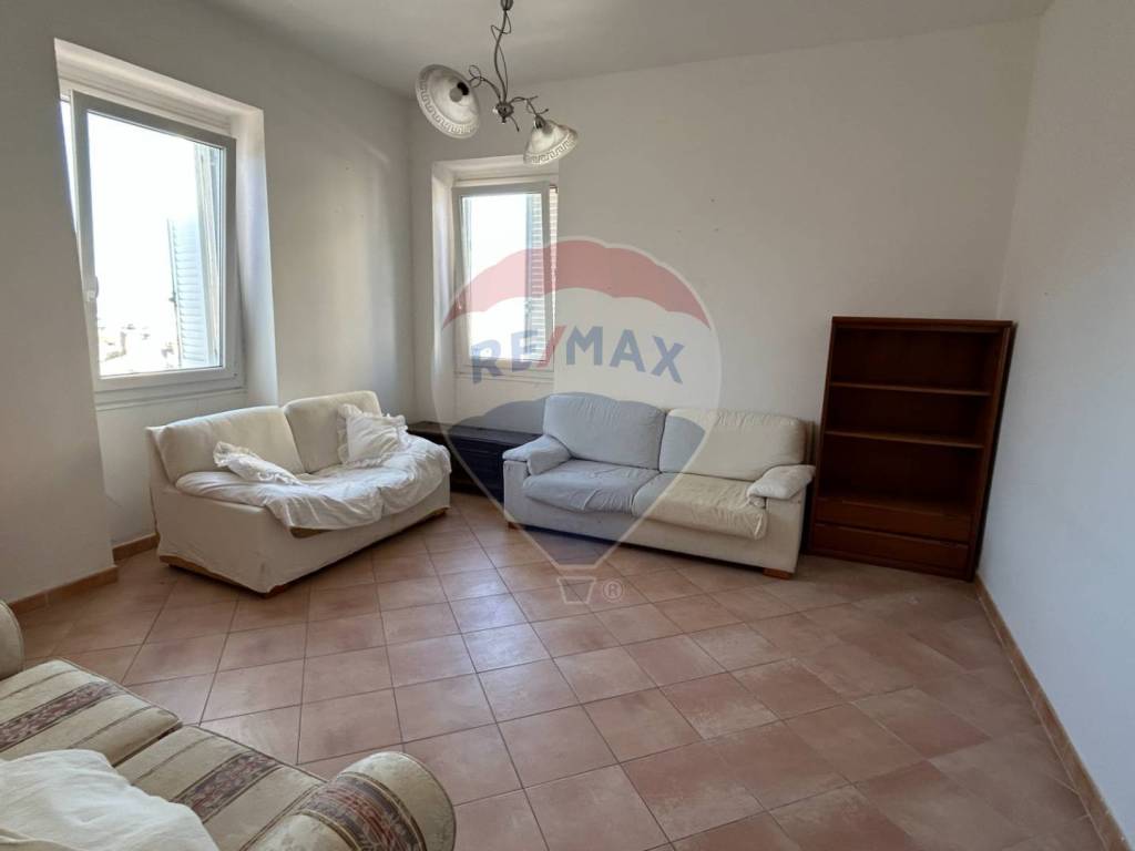 Appartamento a Sassari in Via Romangia, 21 - Foto 2