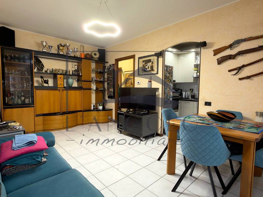 Appartamento a Settimo milanese in Via Trento e Trieste - Foto 4
