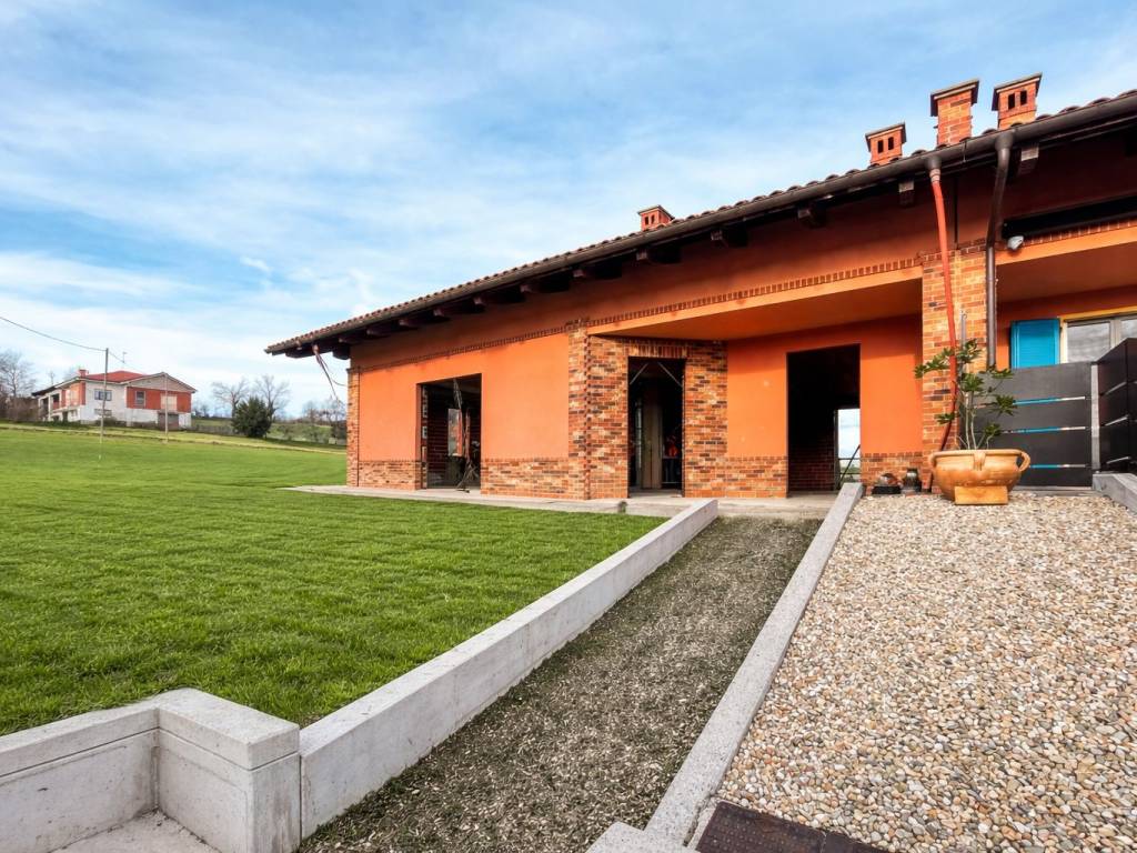 Villetta a schiera a San damiano d'asti in Via Trento - Foto 2