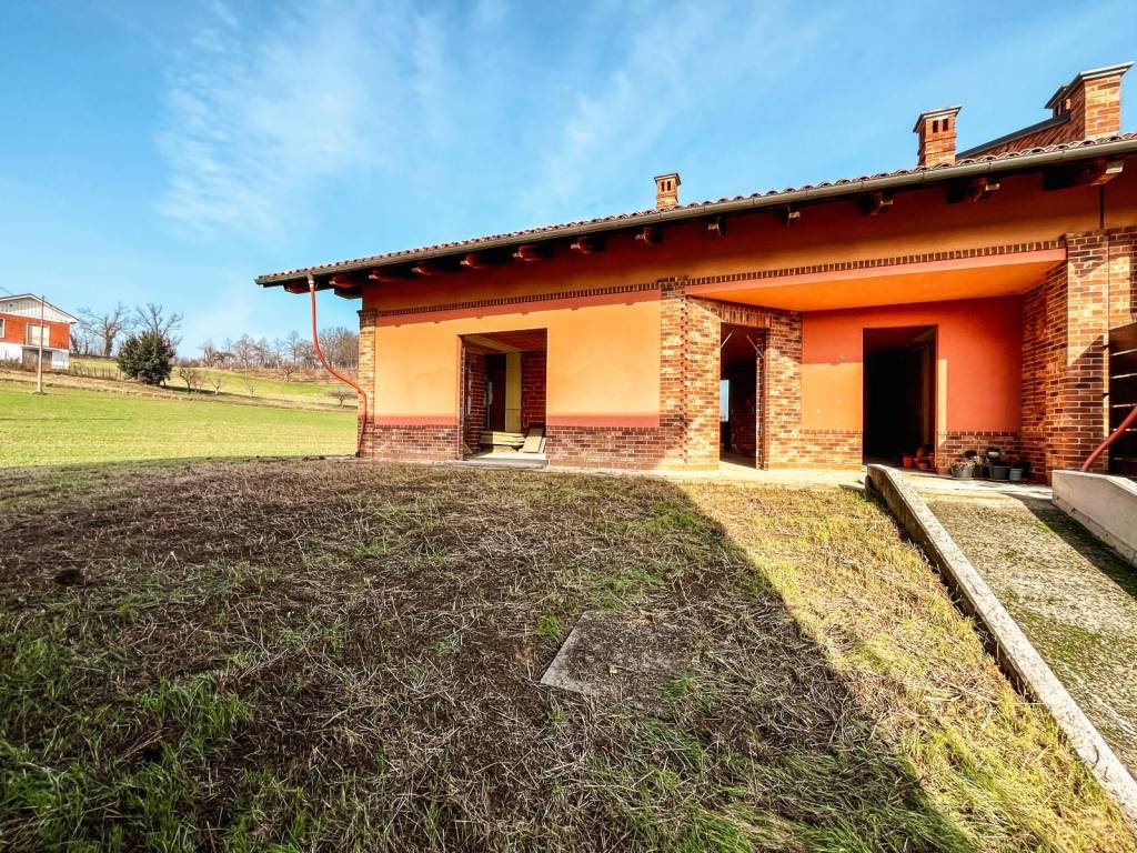 Villetta a schiera a San damiano d'asti in Via Trento - Foto 5