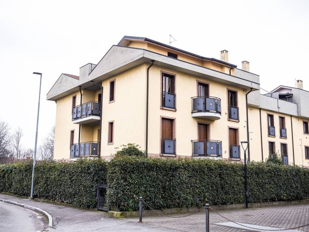 Appartamento a Azzano san paolo in Via Giovanni Boccaccio, 18 - Foto 4