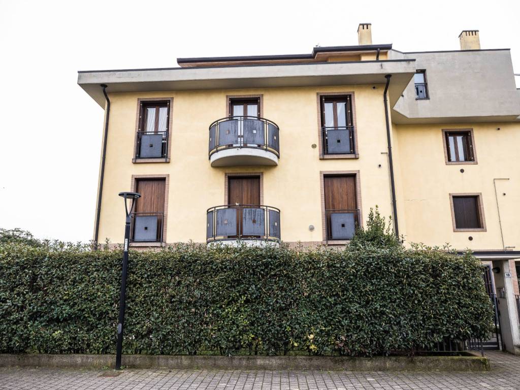 Appartamento a Azzano san paolo in Via Giovanni Boccaccio, 18 - Foto 5