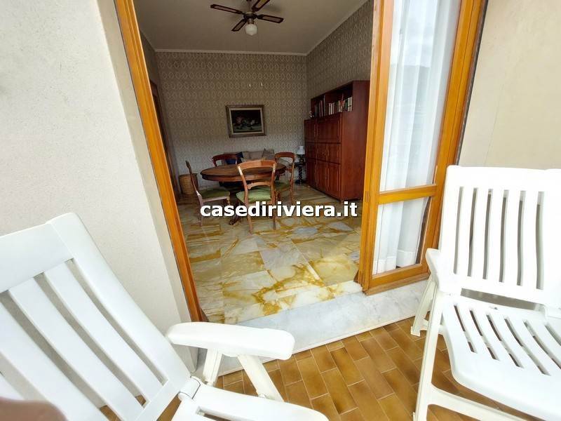 Appartamento a Finale ligure in Viale Dante 50 - Foto 4
