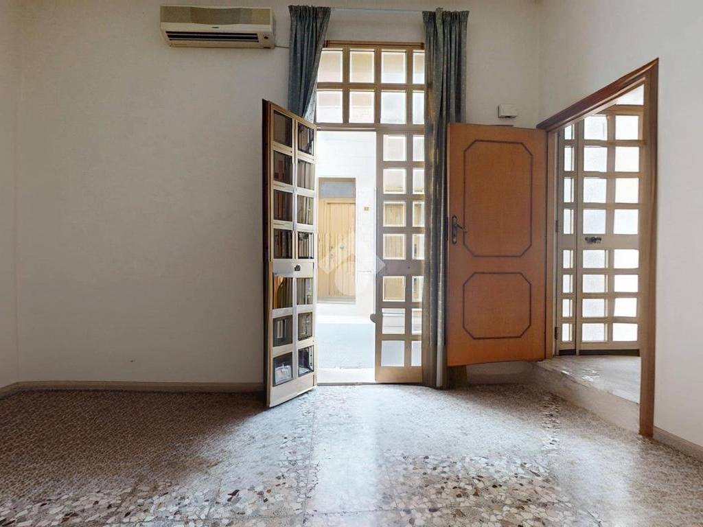 Casa indipendente a Francavilla fontana in Via Tomaselli - Foto 4