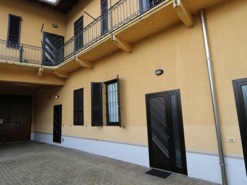 Appartamento a Gallarate in Via Nino Bixio, 10 - Foto 4