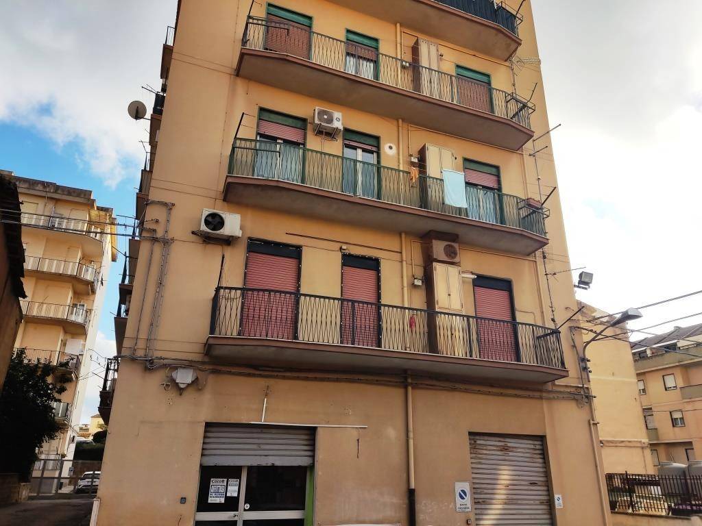 Immobile a Caltanissetta in Via Generale Cascino, 15 - Foto 2