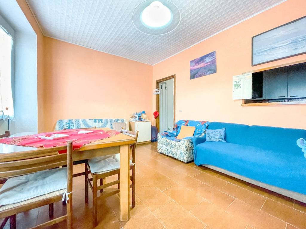 Appartamento a Invorio in piazza manzetti 23 - Foto 5