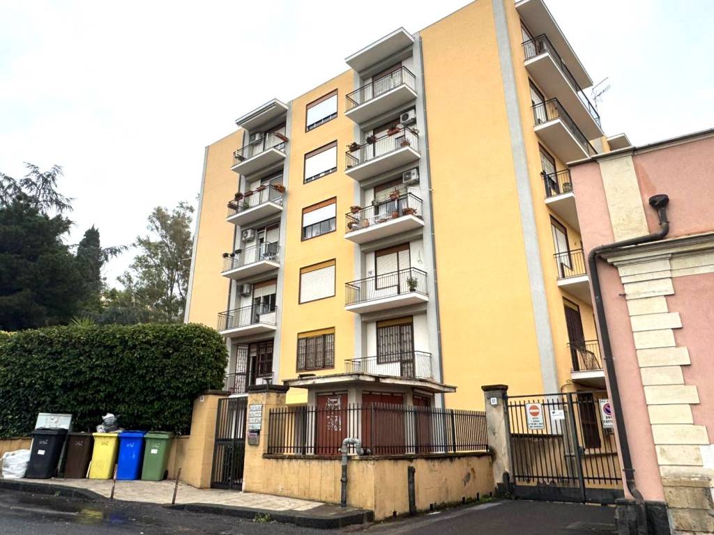 Appartamento a Catania in Via San Sofia - Foto 2