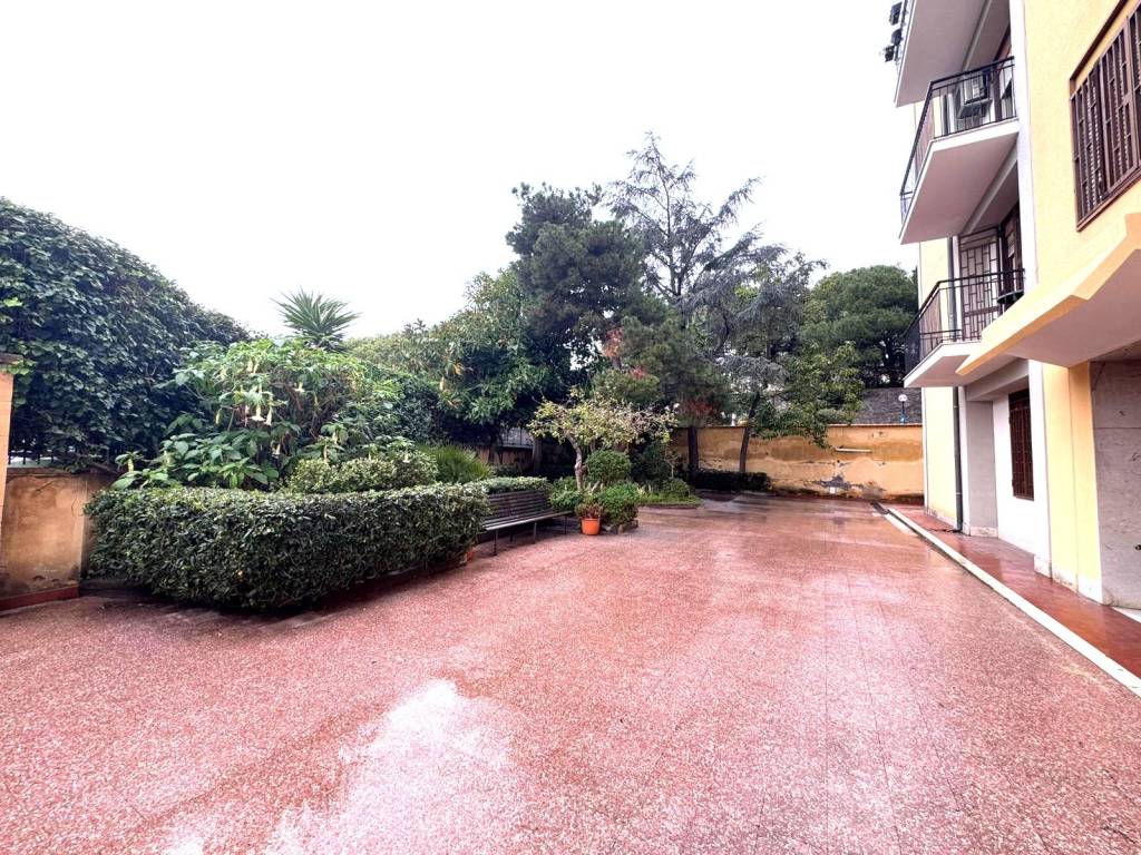 Appartamento a Catania in Via San Sofia - Foto 3