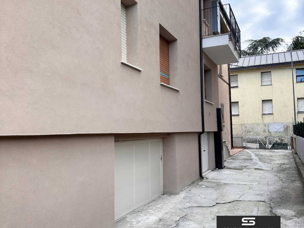 Appartamento a Teramo in Via Luigi Cadorna, 37 - Foto 2