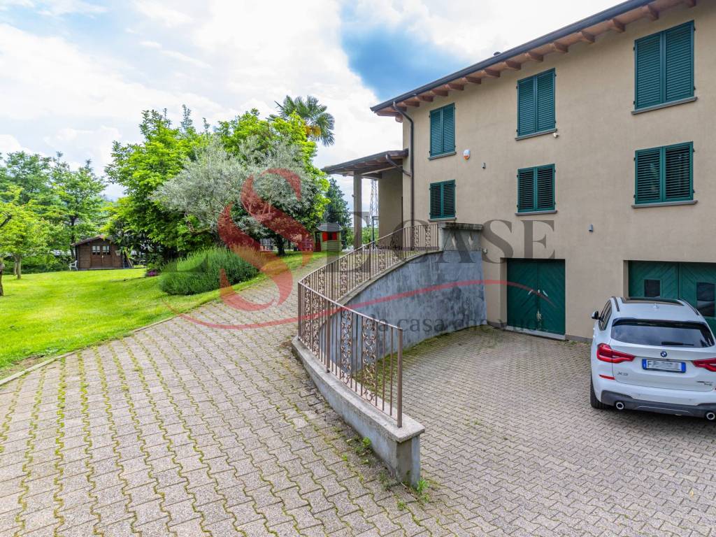 Villa a Nembro in Via Rotone, 27 - Foto 3