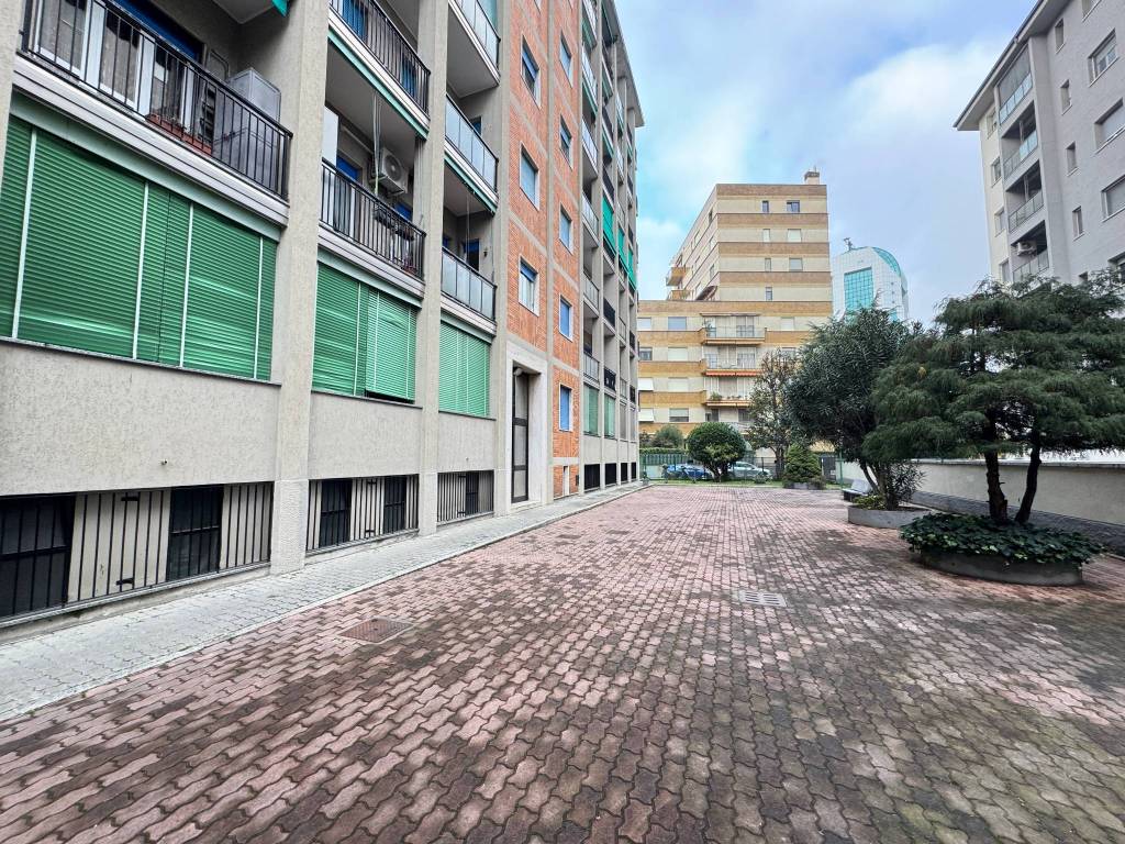 Appartamento a Corsico in Via Amerigo Vespucci - Foto 2