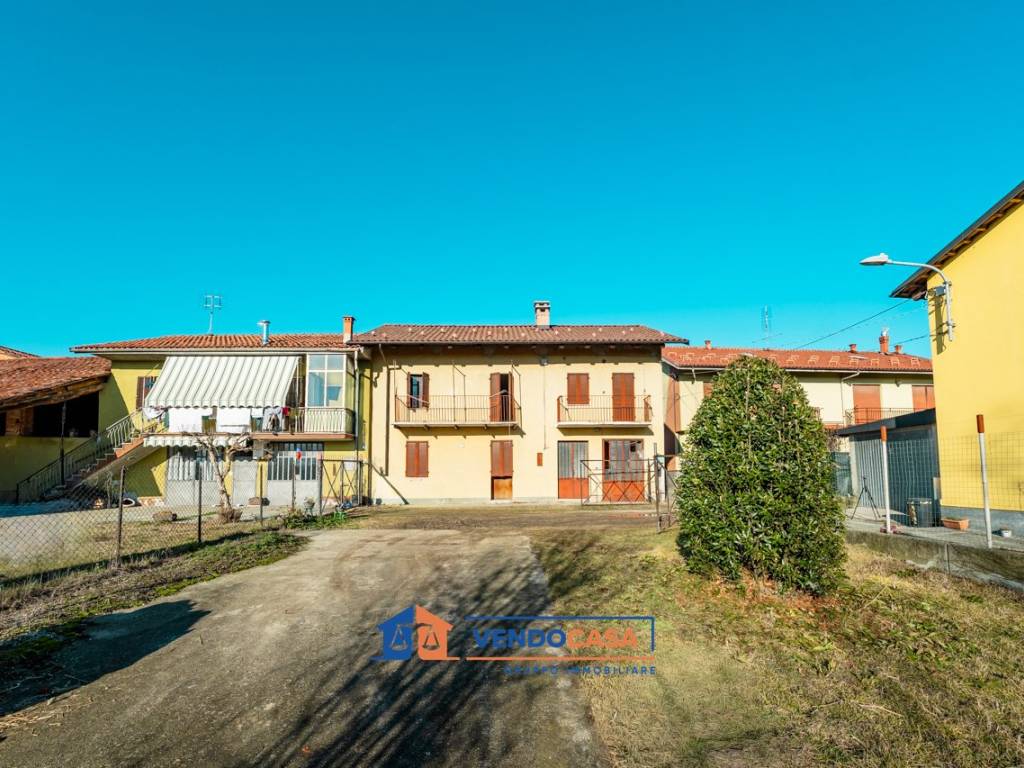 Rustico / casale a Salmour in Vicolo Andezeno, 6 - Foto 2
