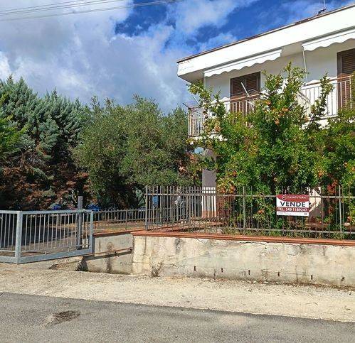 Appartamento a Castelnuovo cilento in Via Campo Sportivo - Foto 2