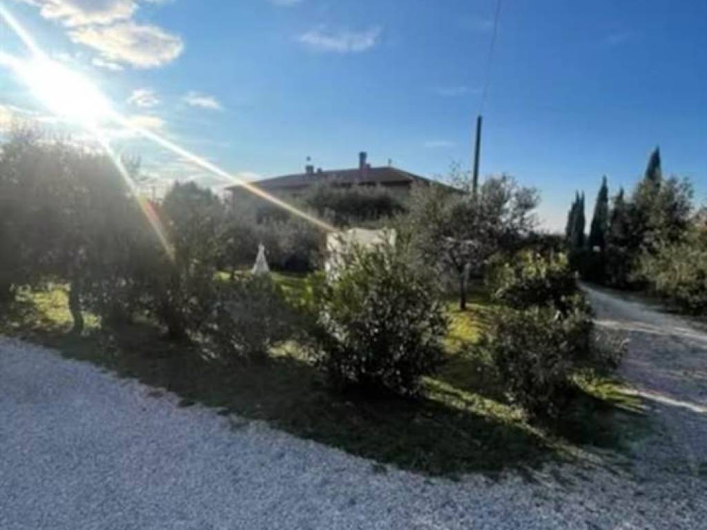 Appartamento a Castagneto carducci in Strada Comunale del Lamentano - Foto 3