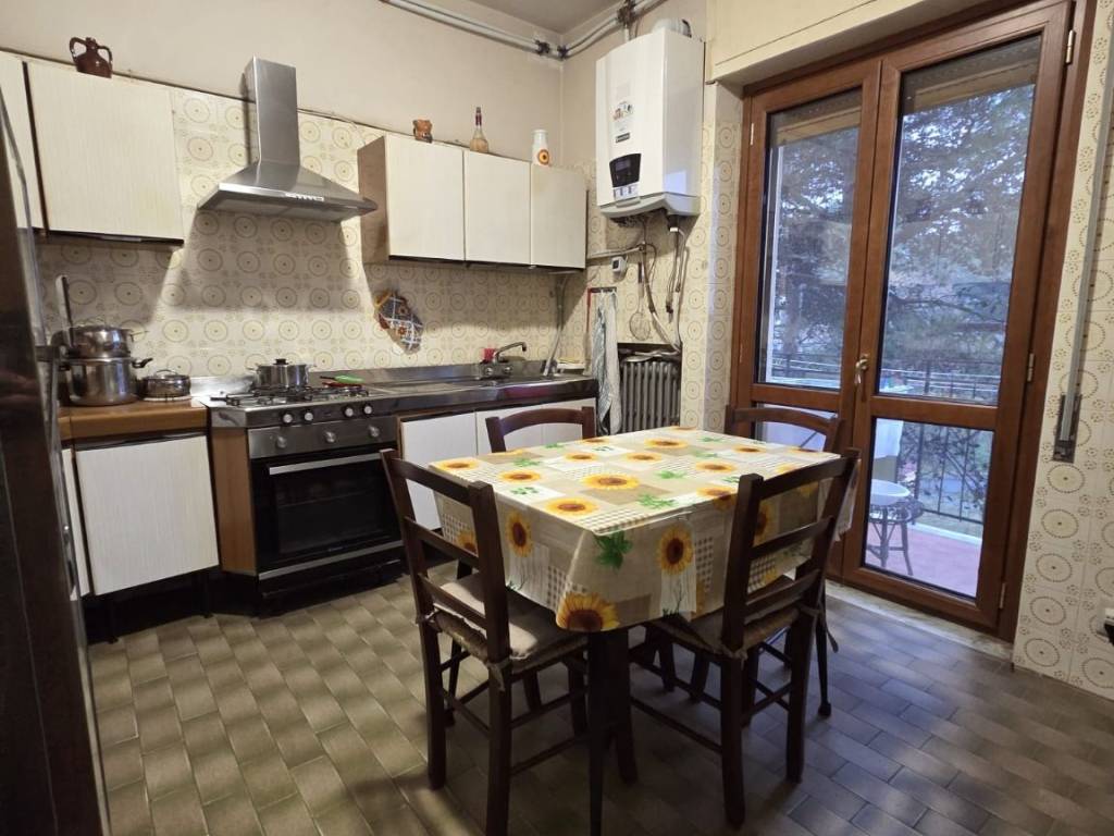 Appartamento a Catanzaro in Via Cesare Sinopoli - Foto 4