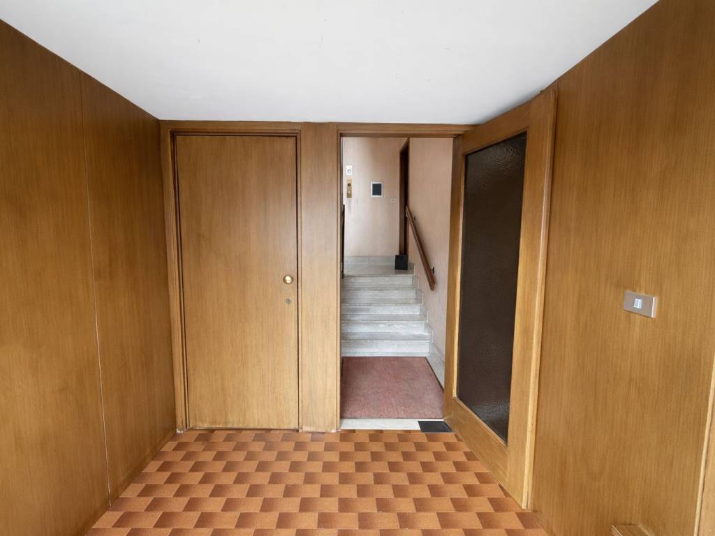 Appartamento a Moncalieri in Via Pasubio , 7 - Foto 2