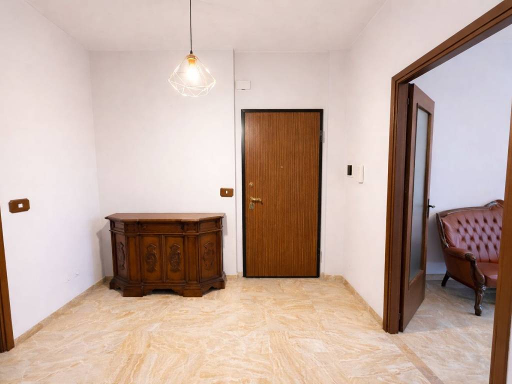 Appartamento a Moncalieri in Via Pasubio , 7 - Foto 3