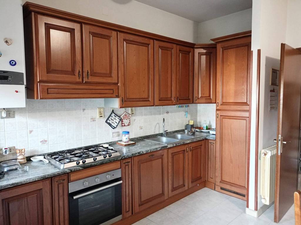 Appartamento a Foligno in Viale Firenze - Foto 2