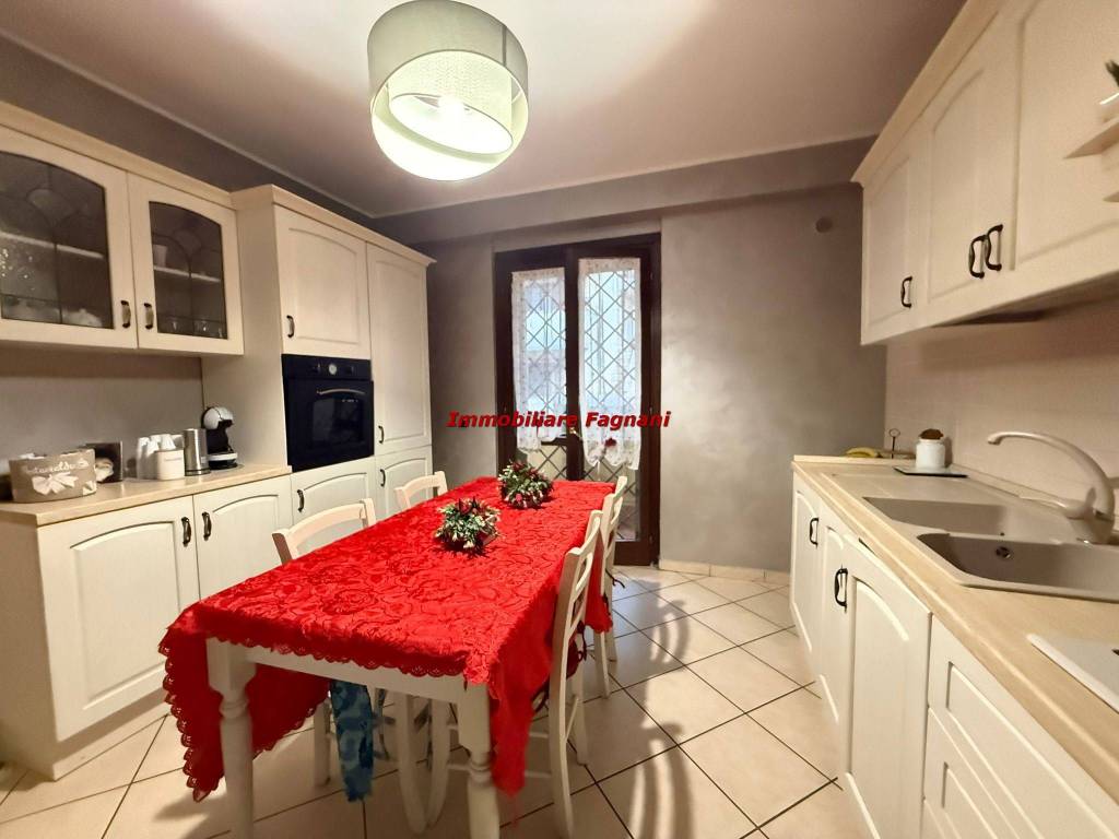 Villetta a schiera a Lariano in Viale Alessandro Manzoni - Foto 4