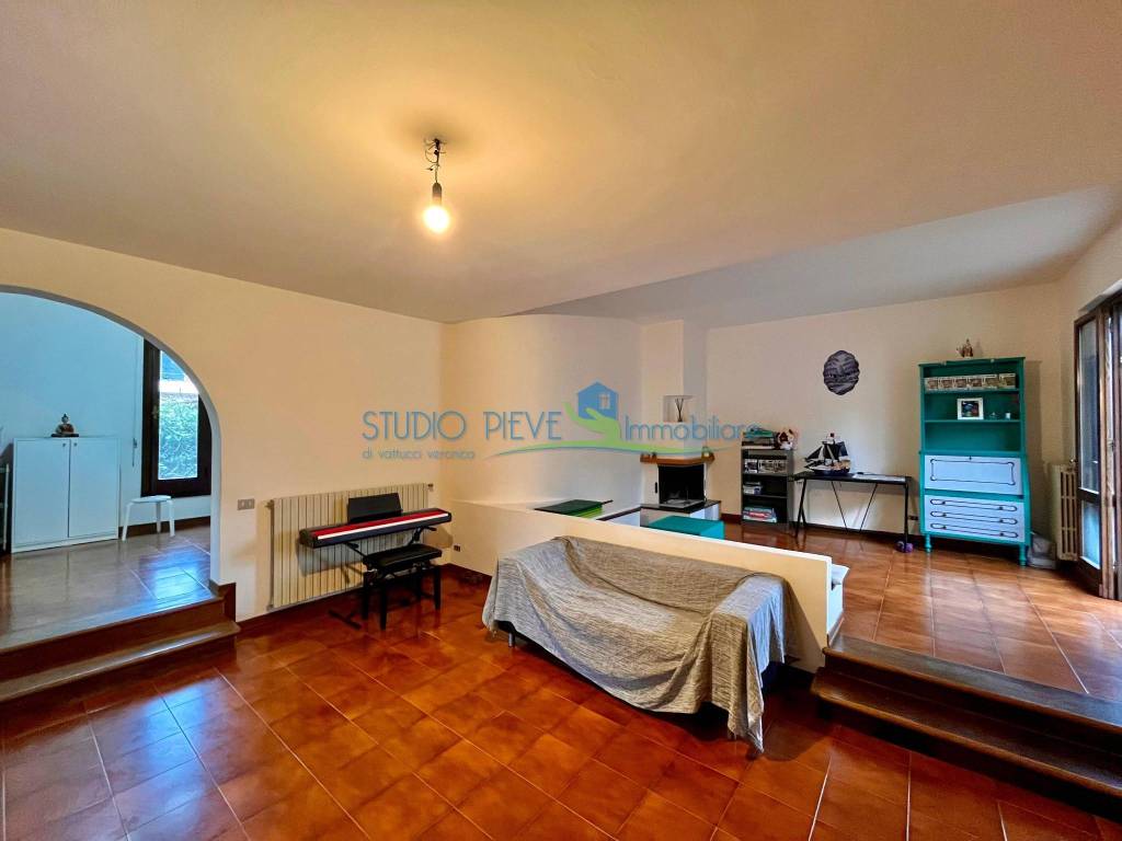 Villa a Uzzano in Via Aldo Moro - Foto 4