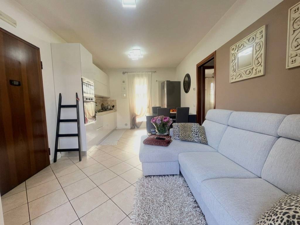 Appartamento a Rossano veneto in Via Crearo - Foto 3