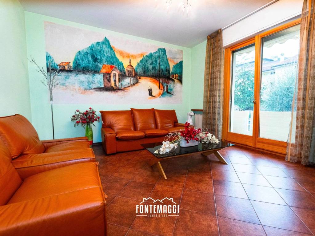 Villa a Cartoceto in Via Guglielmo Oberdan, 19 - Foto 2