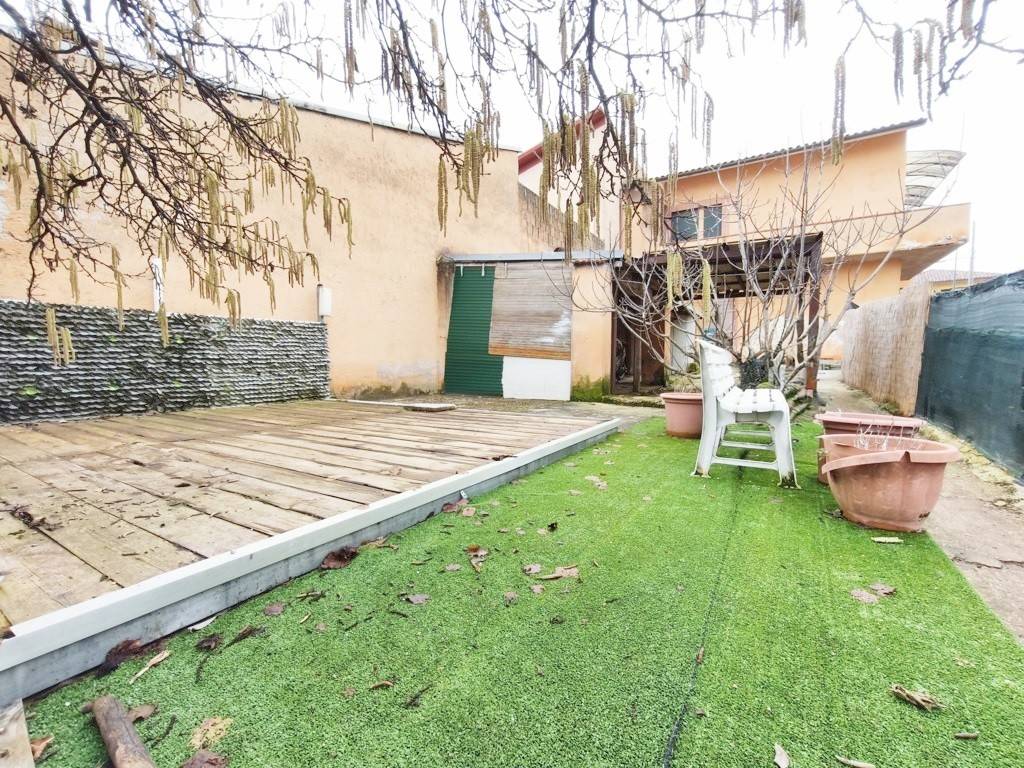 Casa indipendente a Avezzano in Via Appennini - Foto 3