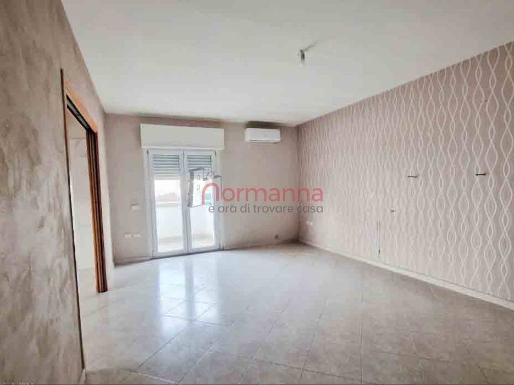 Appartamento a Teverola in Via del Lavoro, 43 - Foto 2