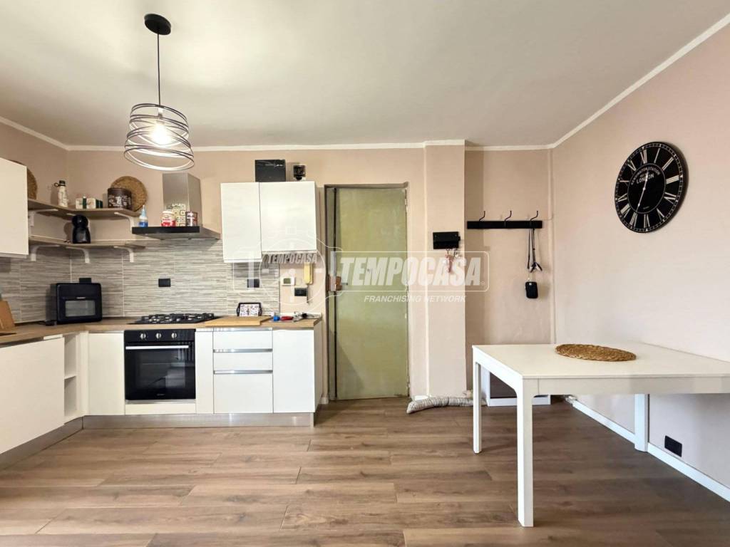 Appartamento a Nichelino in Via Pietro Micca - Foto 2