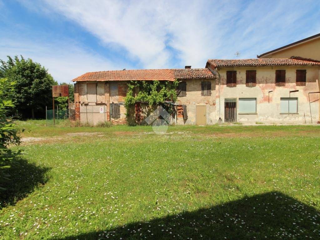 Casa indipendente a Caorle in Via Strada Nuova, 157 - Foto 2