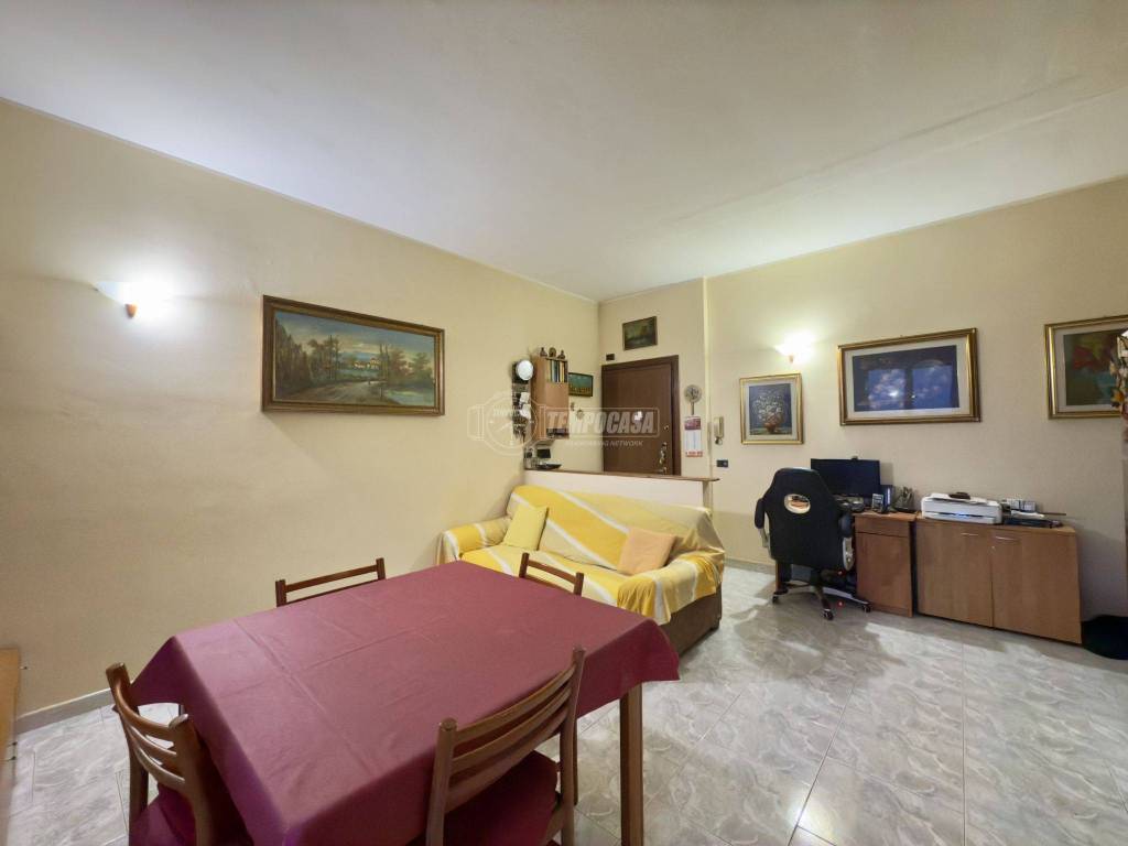 Appartamento a Rozzano in Via Eugenio Curiel - Foto 4