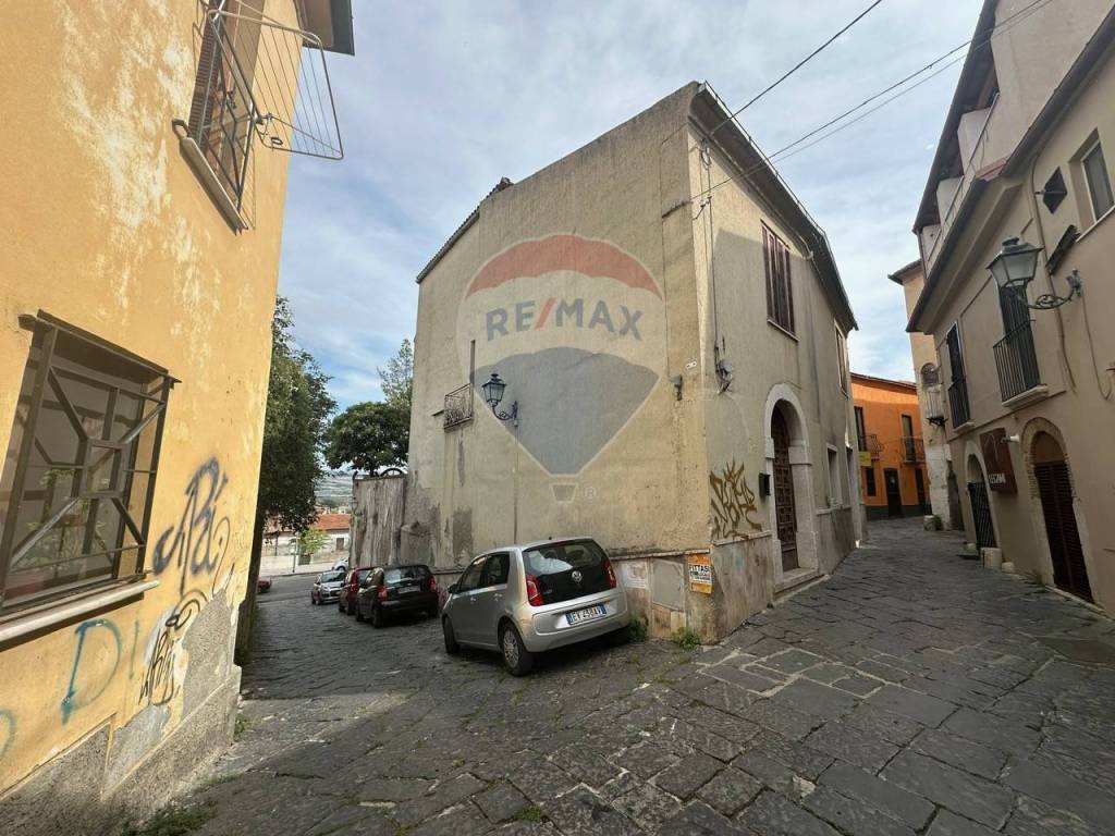 Casa indipendente a Benevento in VIA NICCOLO FRANCO, 59 - Foto 3