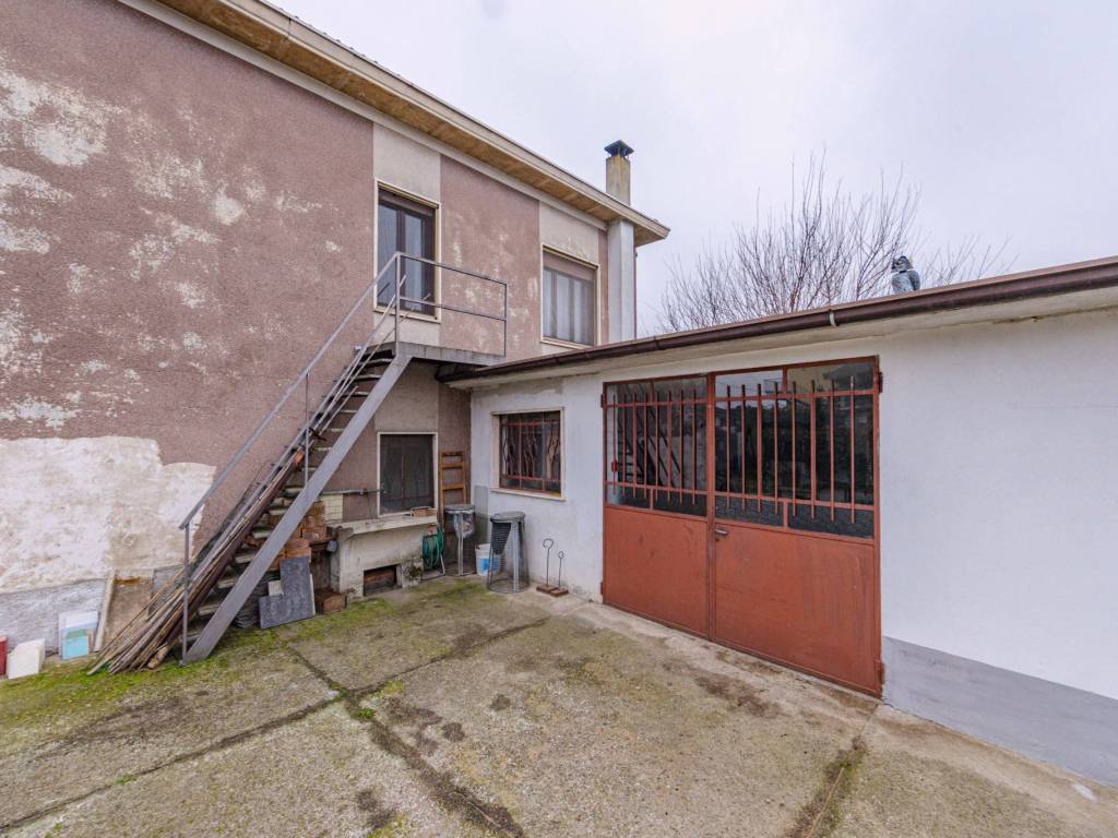 Villa a Vigevano in Via Martiri di Boves 35 - Foto 5