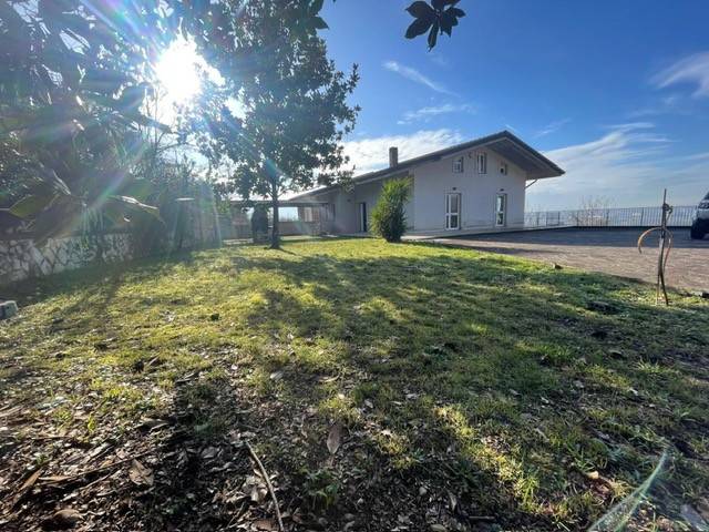 Villa a Cervaro in Via Belvedere, 56 - Foto 2