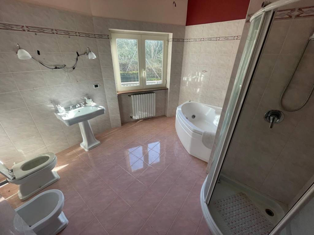 Villa a Cervaro in Via Belvedere, 56 - Foto 4