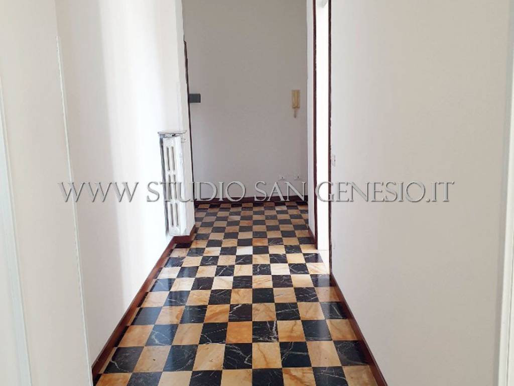 Appartamento a San genesio ed uniti in Via Porta Pescarina - Foto 2