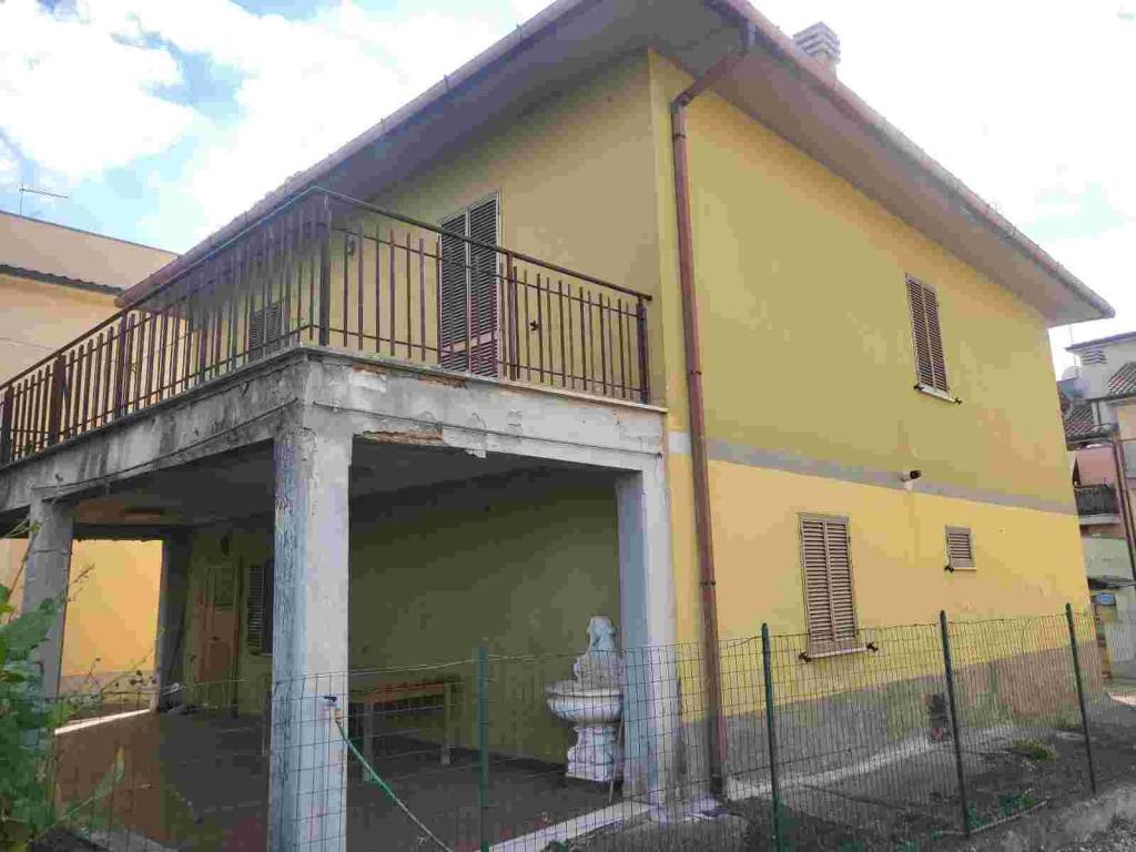 Villa a Monterotondo in Via San Martino, 201 - Foto 2