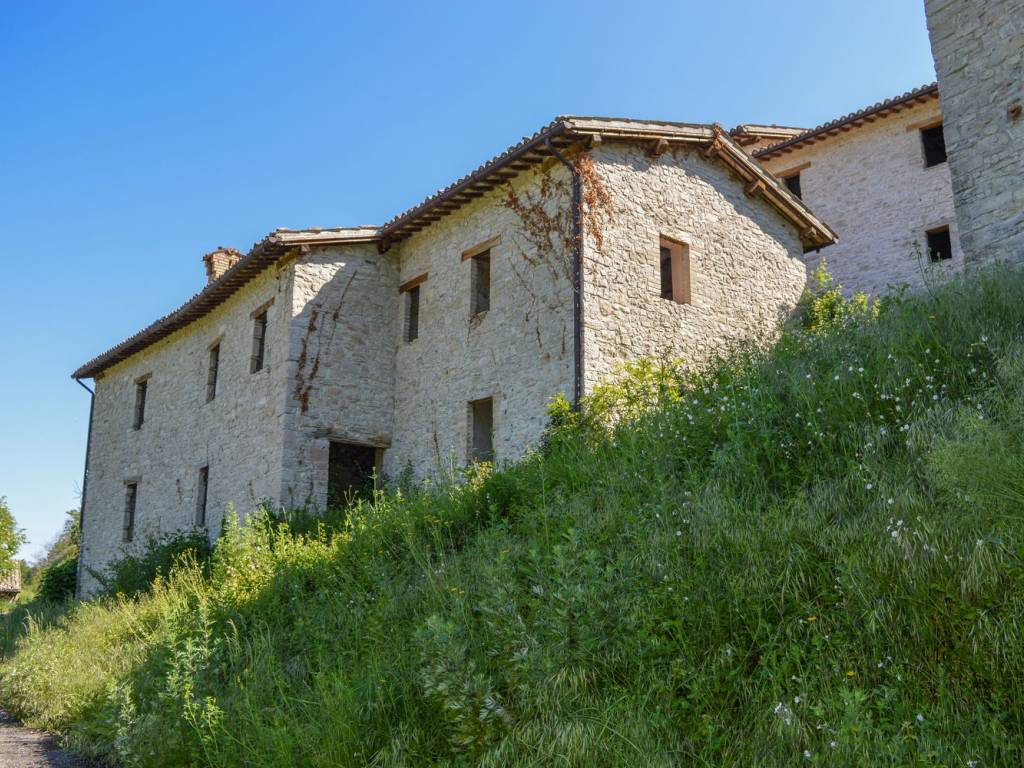 Rustico / casale a Pieve torina in Strada Provinciale Pievetorina-Colfiorito - Foto 3