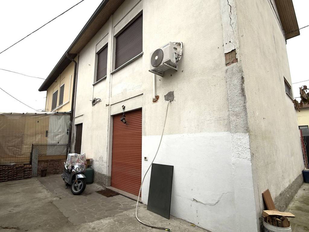 Villa a Olgiate molgora in Via Giuseppe Mazzini, 4 - Foto 4