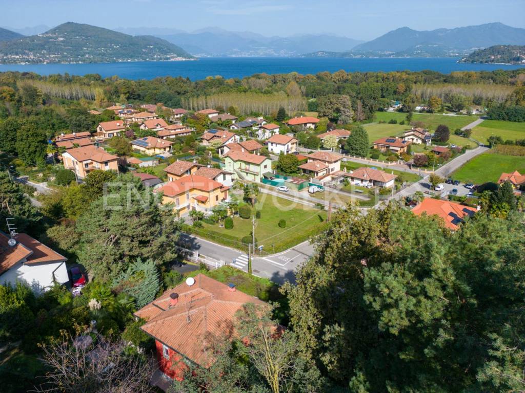 Villa a Ranco in Via Uponne - Foto 5