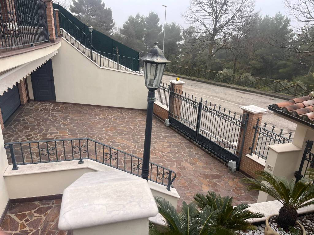 Villa a Pesaro in Via dei Girasoli, 19 - Foto 4